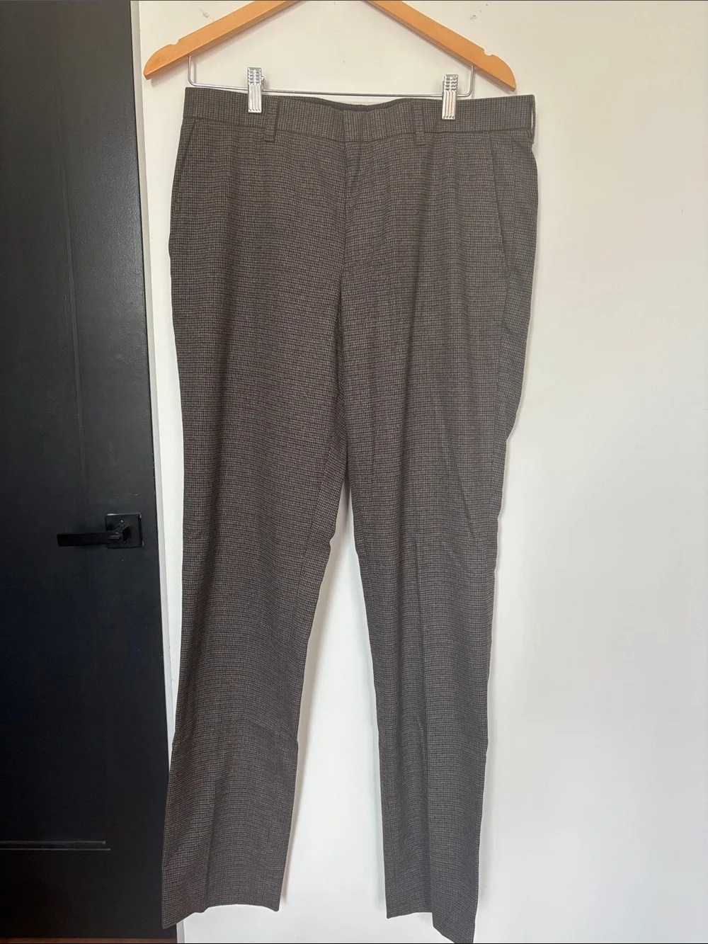 Men's Classic Chino Pants in Dark Brown (Checkered)